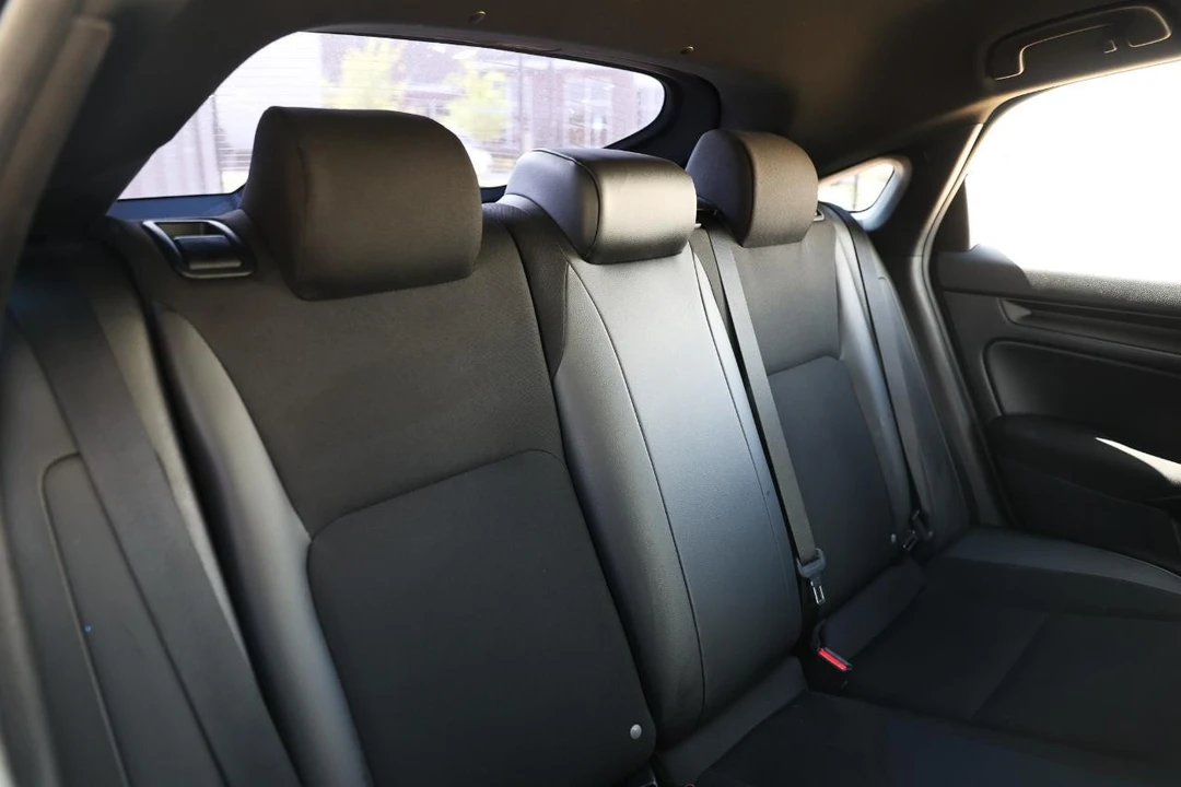2023 Honda Civic 11th Gen - Image 14 of 21