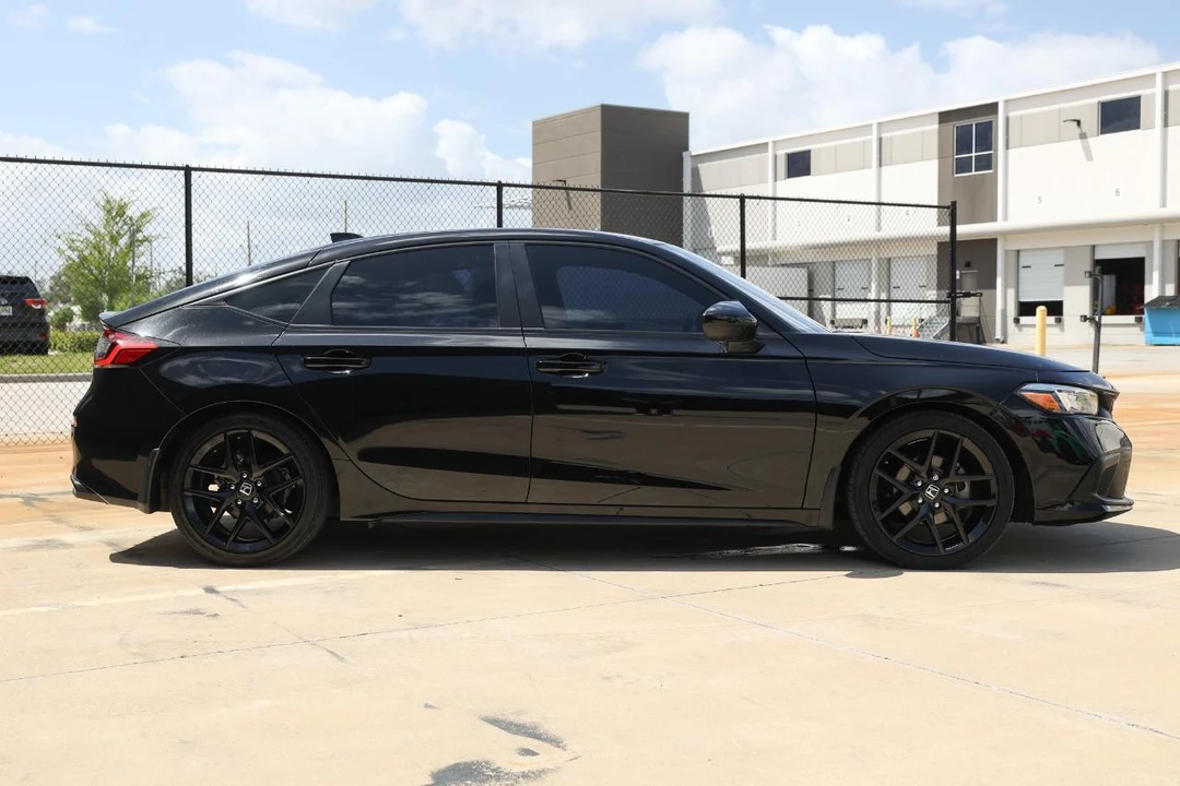 2023 Honda Civic 11th Gen - Image 13 of 21