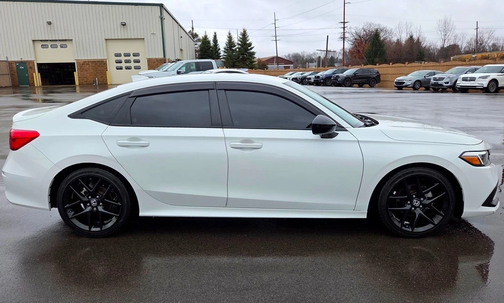 2023 Honda Civic 11th Gen - Image 8 of 28