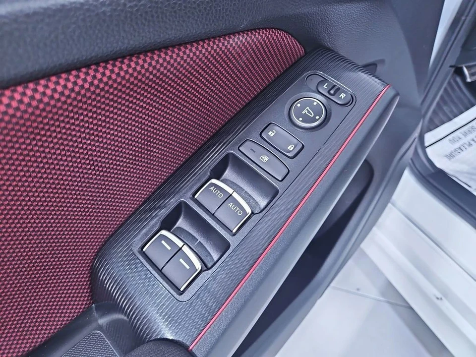 2023 Honda Civic Si 11th Gen - Image 11 of 12