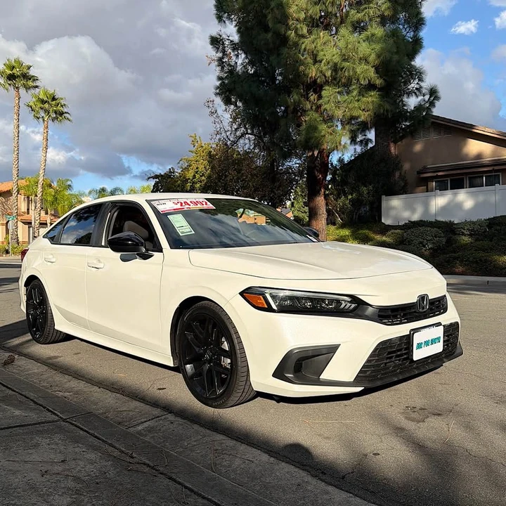 2023 Honda Civic 11th Gen - Image 3 of 12