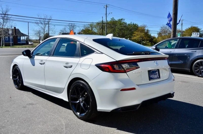 2023 Honda Civic 11th Gen - Image 7 of 12