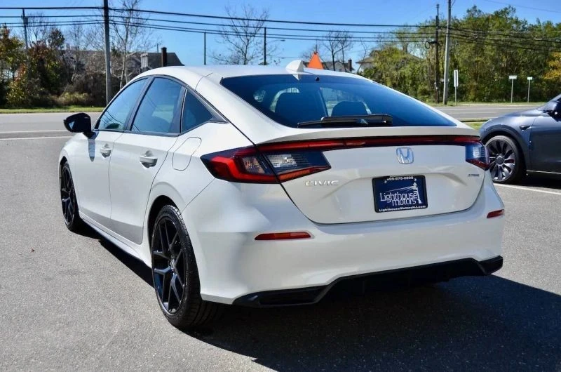 2023 Honda Civic 11th Gen - Image 8 of 12