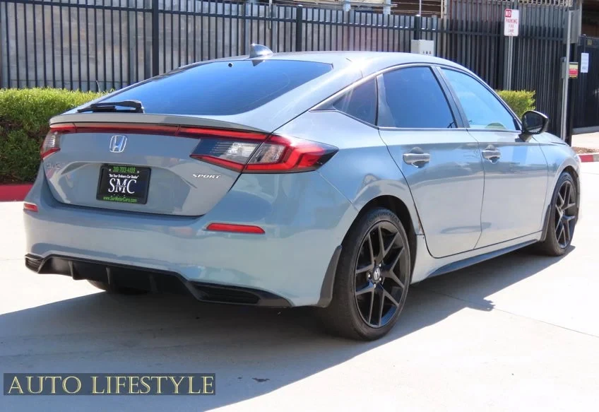 2023 Honda Civic 11th Gen - Image 10 of 31