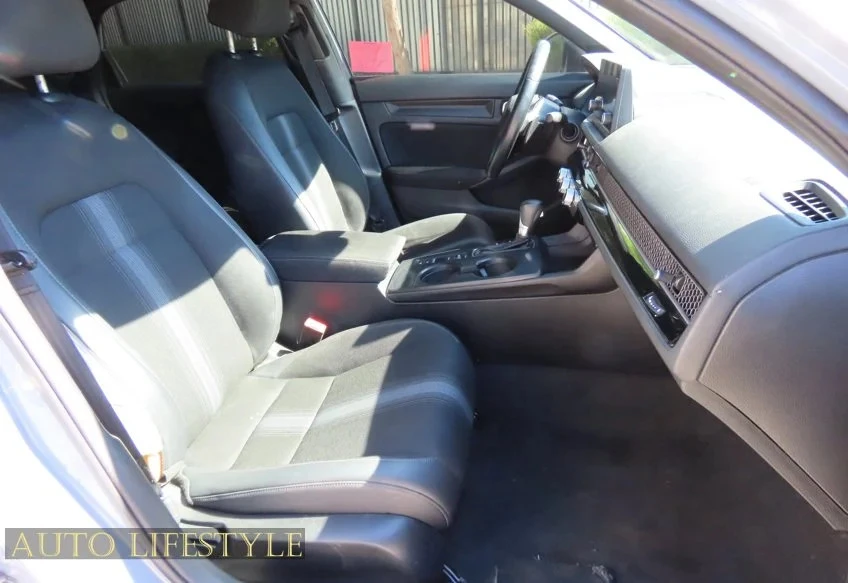 2023 Honda Civic 11th Gen - Image 25 of 31