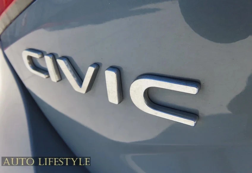 2023 Honda Civic 11th Gen - Image 16 of 31