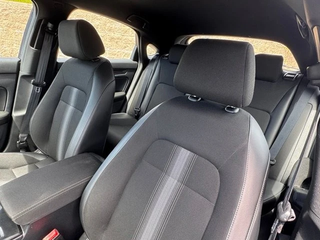2023 Honda Civic 11th Gen - Image 19 of 30