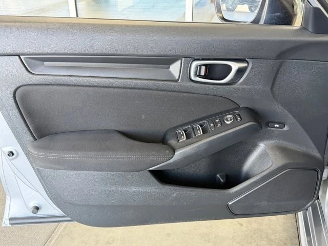 2023 Honda Civic 11th Gen - Image 18 of 31