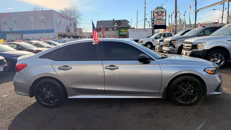 2023 Honda Civic 11th Gen - Image 11 of 12