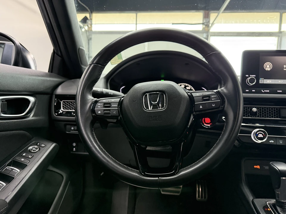 2023 Honda Civic 11th Gen - Image 15 of 21