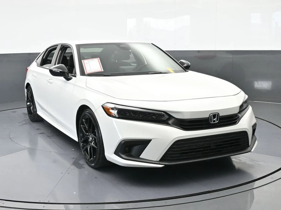 2023 Honda Civic 11th Gen - Image 9 of 12