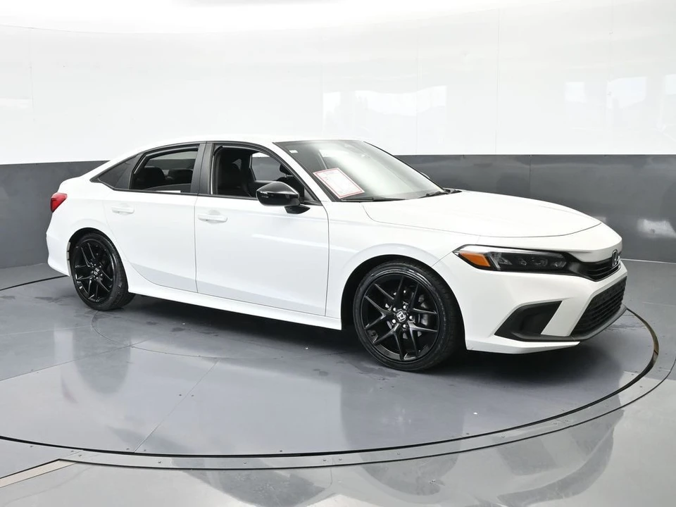 2023 Honda Civic 11th Gen - Image 8 of 12