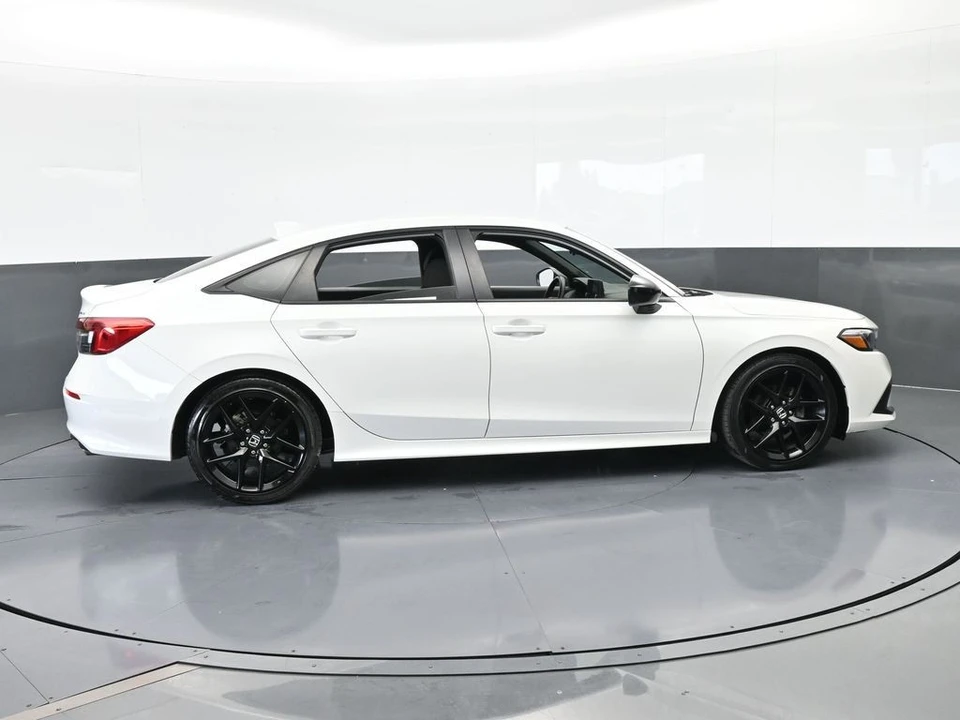 2023 Honda Civic 11th Gen - Image 7 of 12