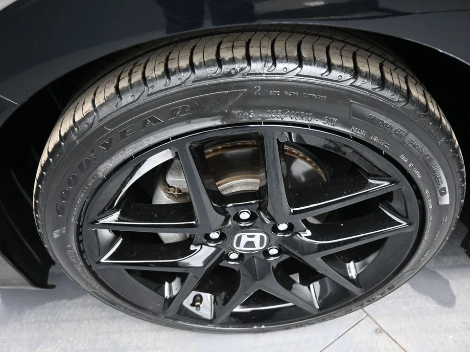 2023 Honda Civic 11th Gen - Image 14 of 21