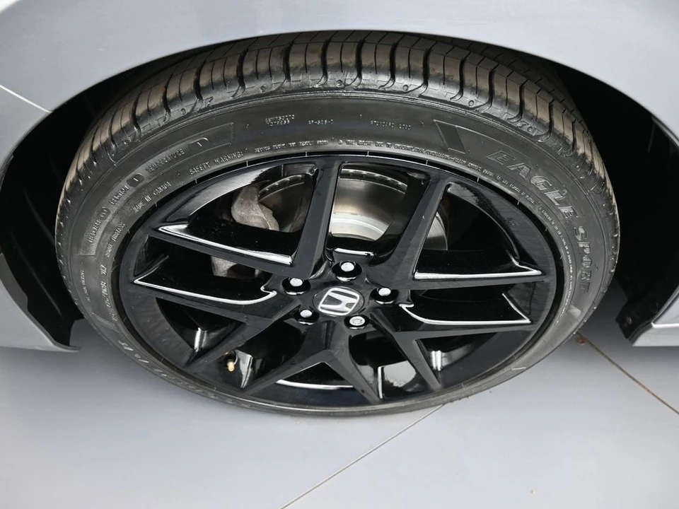 2023 Honda Civic 11th Gen - Image 14 of 21