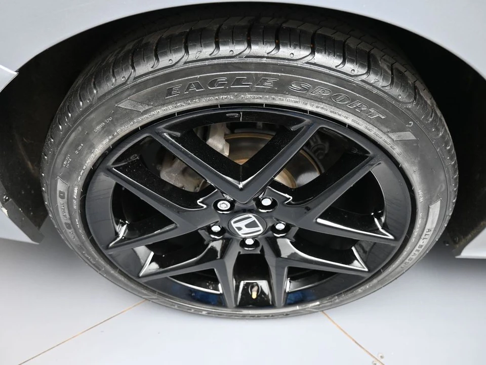 2023 Honda Civic 11th Gen - Image 12 of 21
