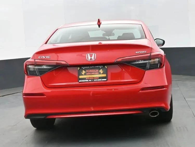 2023 Honda Civic 11th Gen - Image 8 of 12