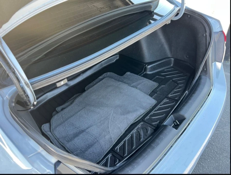 2023 Honda Civic 11th Gen - Image 10 of 14