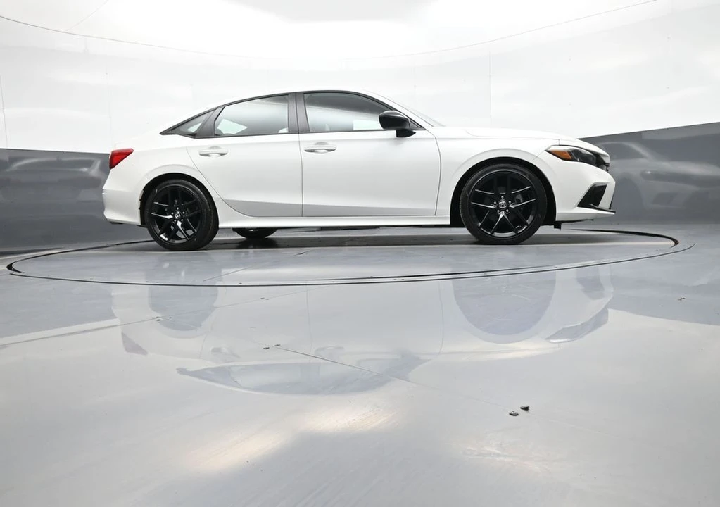 2023 Honda Civic 11th Gen - Image 28 of 31
