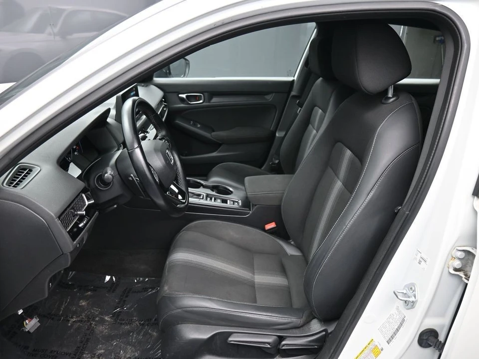 2023 Honda Civic 11th Gen - Image 18 of 31