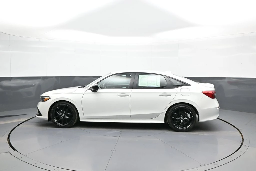 2023 Honda Civic 11th Gen - Image 9 of 31