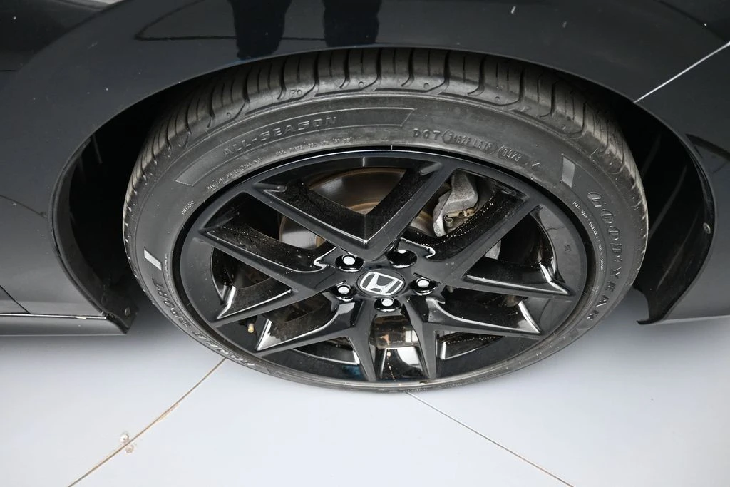 2023 Honda Civic 11th Gen - Image 13 of 31