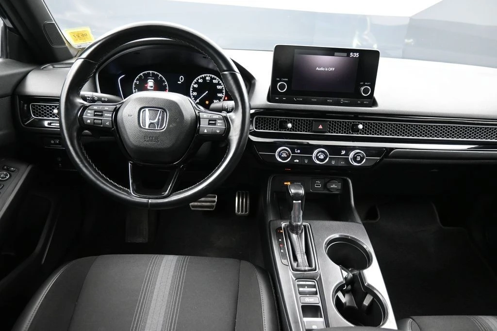 2023 Honda Civic 11th Gen - Image 19 of 31