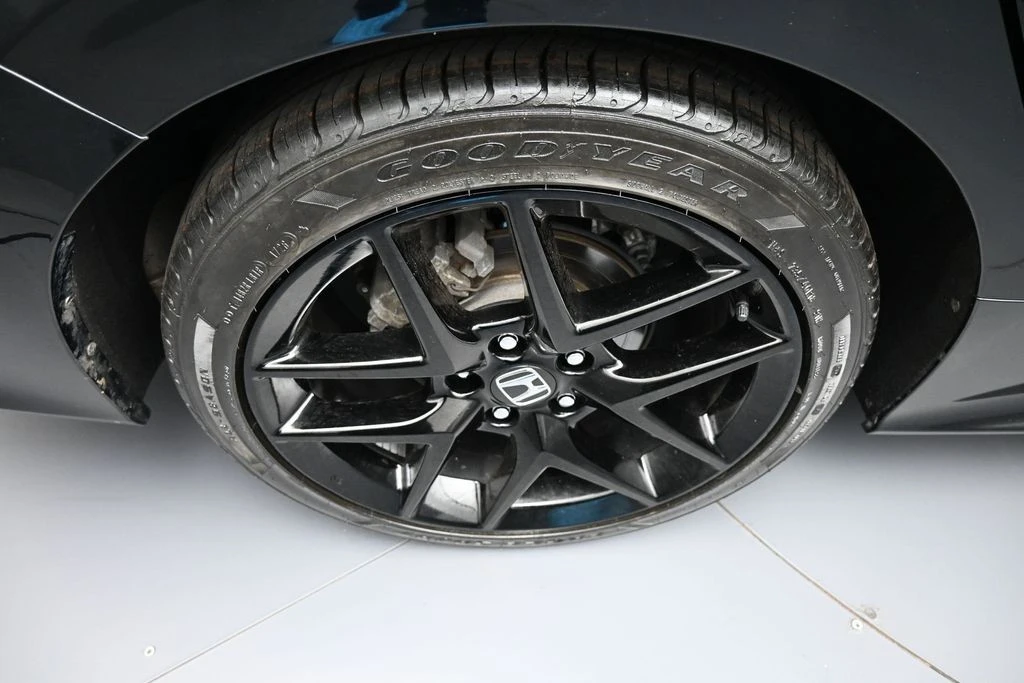 2023 Honda Civic 11th Gen - Image 12 of 31