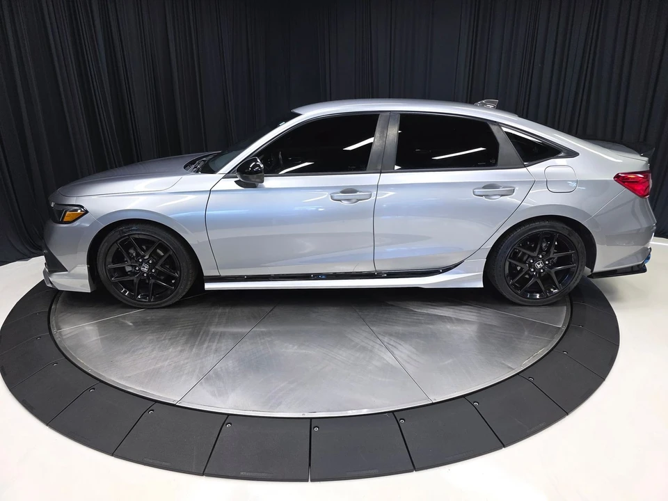 2023 Honda Civic 11th Gen - Image 10 of 31