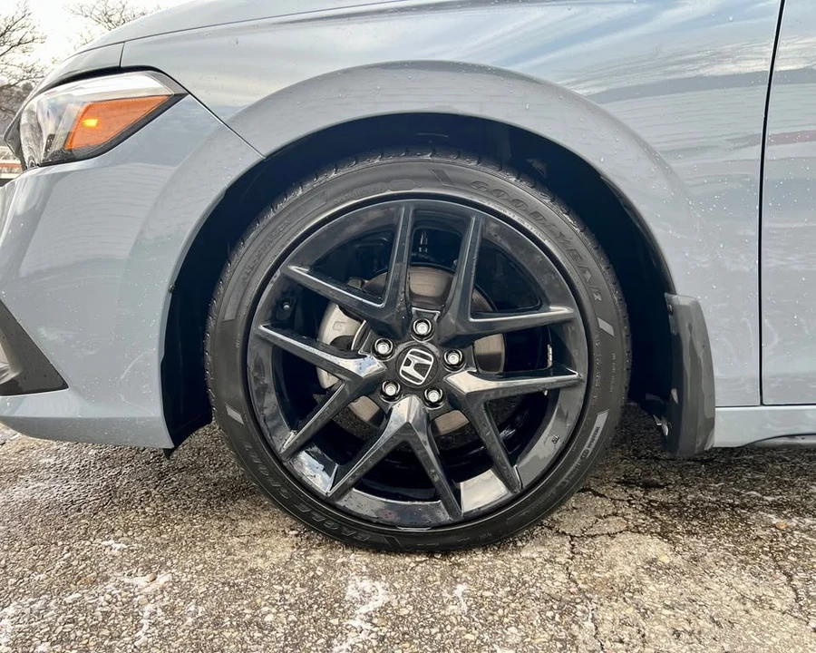 2023 Honda Civic 11th Gen - Image 12 of 17