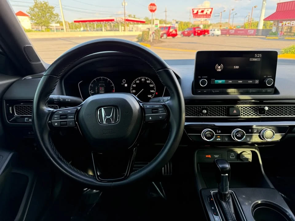 2023 Honda Civic 11th Gen - Image 14 of 19