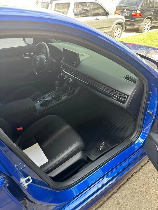 2023 Honda Civic 11th Gen - Image 14 of 20