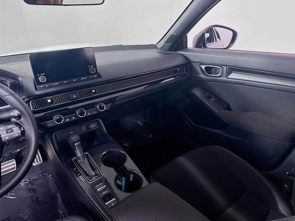 2023 Honda Civic 11th Gen - Image 16 of 19