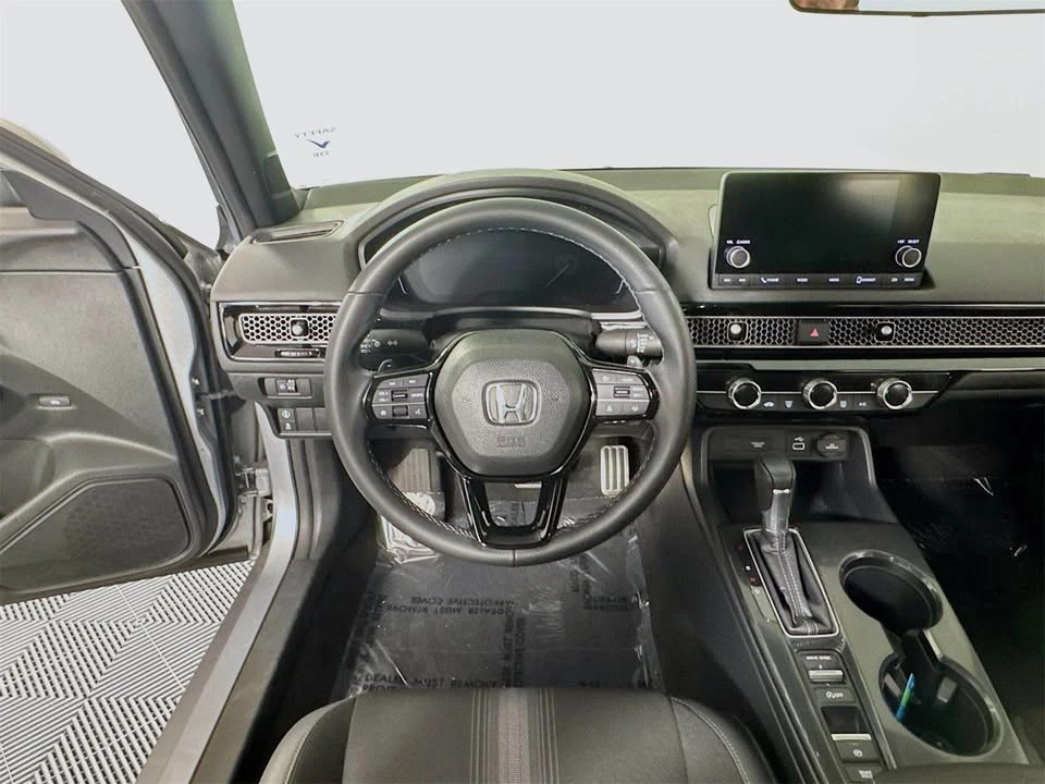 2023 Honda Civic 11th Gen - Image 15 of 19