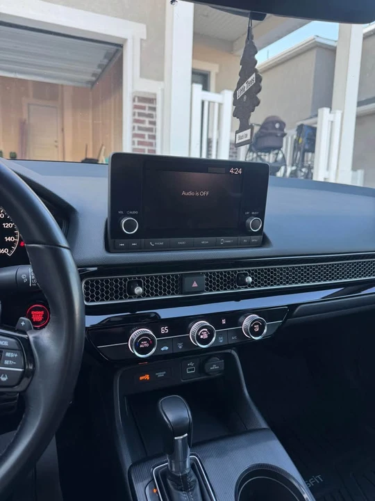 2023 Honda Civic 11th Gen - Image 6 of 17