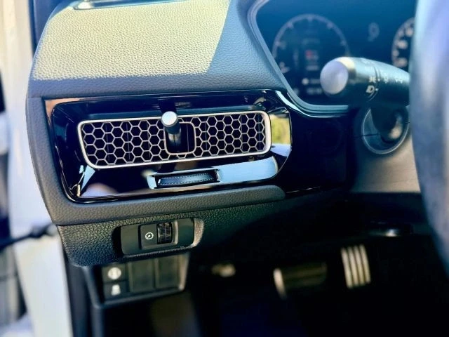 2023 Honda Civic 11th Gen - Image 18 of 21