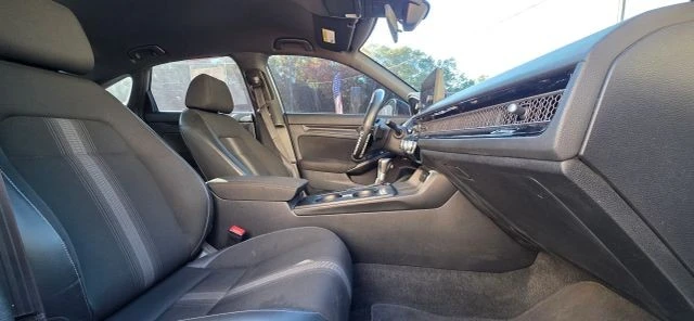 2023 Honda Civic 11th Gen - Image 15 of 20