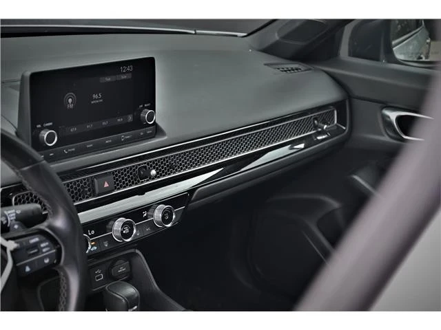 2023 Honda Civic 11th Gen - Image 11 of 18