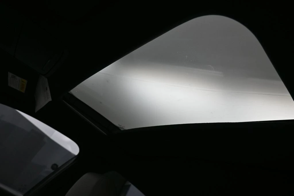 2023 Honda Civic 11th Gen - Image 18 of 31