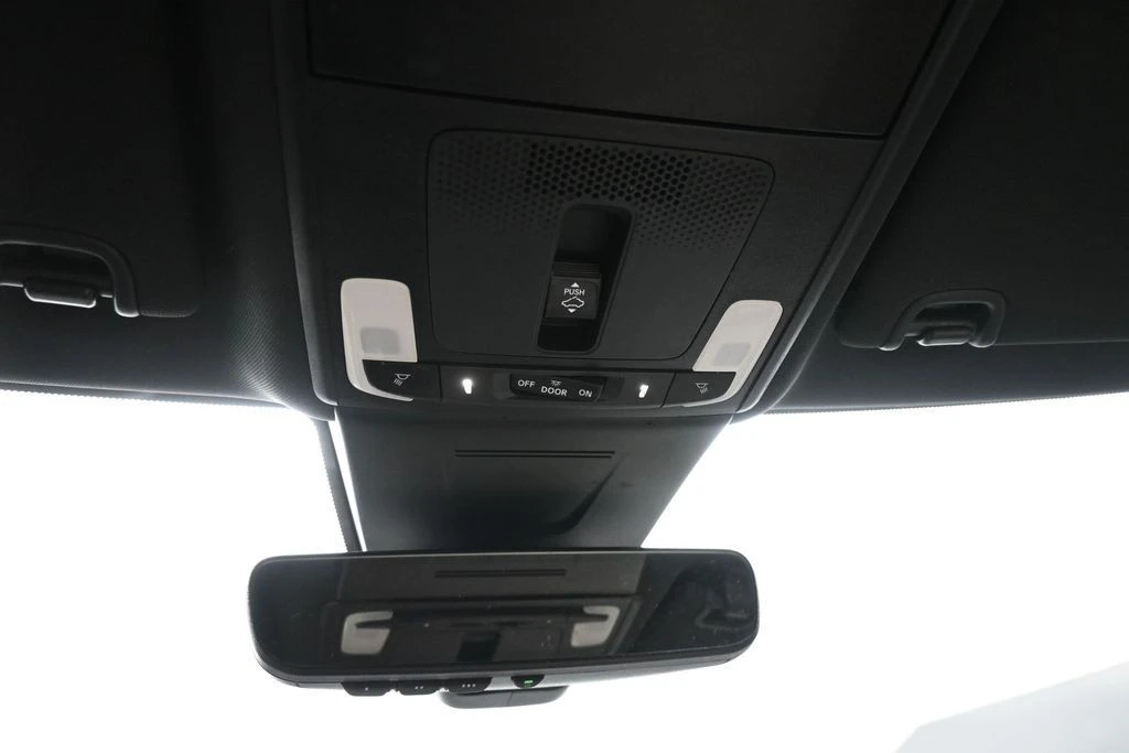 2023 Honda Civic 11th Gen - Image 17 of 31
