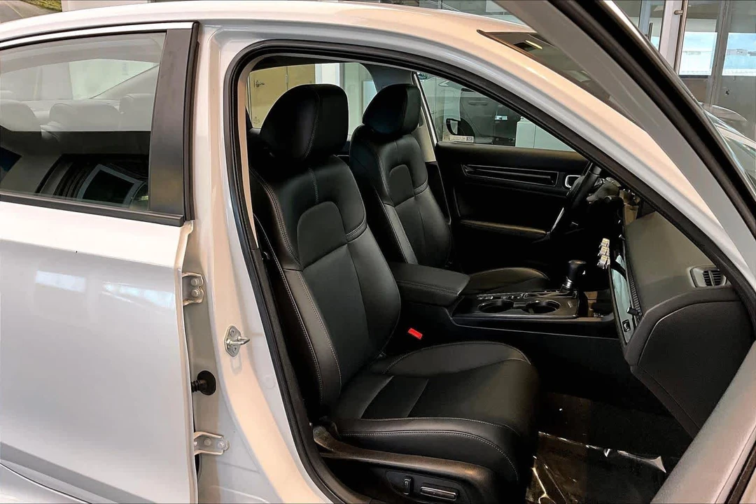 2023 Honda Civic 11th Gen - Image 9 of 12