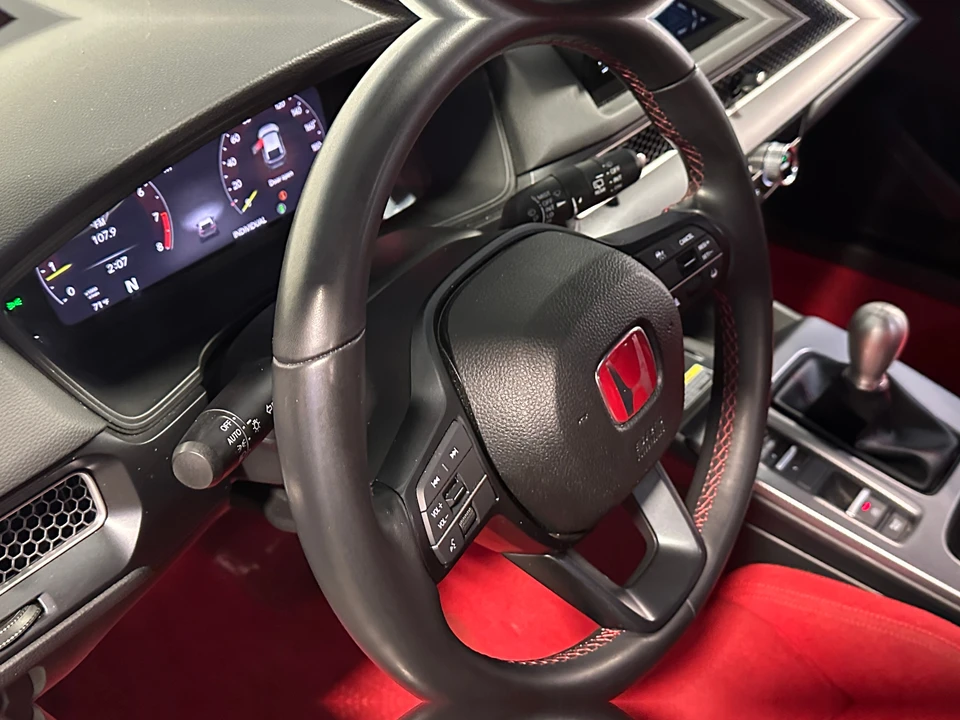2023 Honda FL5 Civic Type R - Image 19 of 31