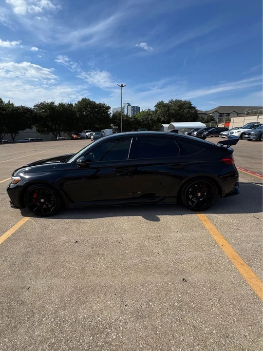 2023 Honda FL5 Civic Type R - Image 1 of 12