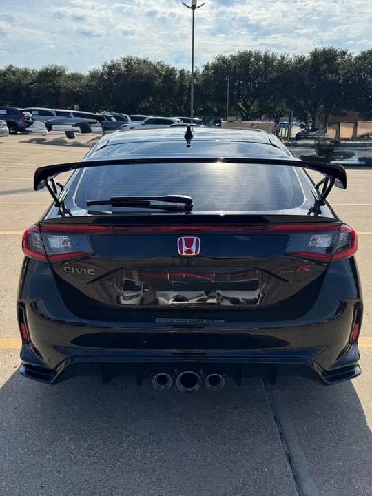 2023 Honda FL5 Civic Type R - Image 4 of 12