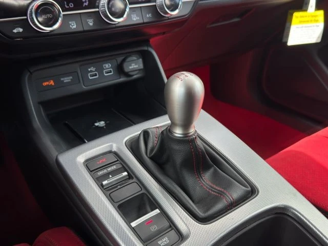 2023 Honda FL5 Civic Type R - Image 17 of 21