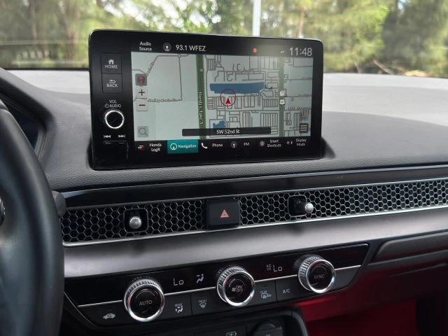 2023 Honda FL5 Civic Type R - Image 15 of 21