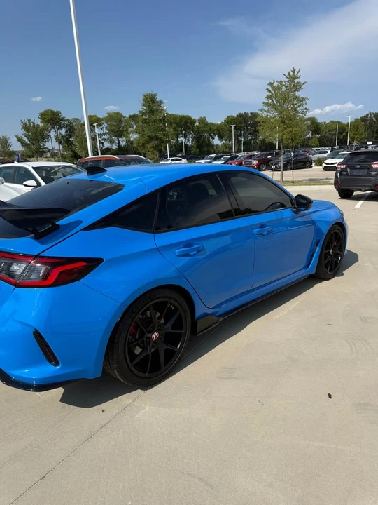 2023 Honda FL5 Civic Type R - Image 3 of 10