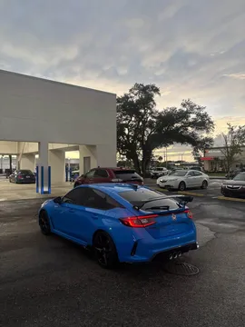 2023 Honda FL5 Civic Type R - Image 2 of 11