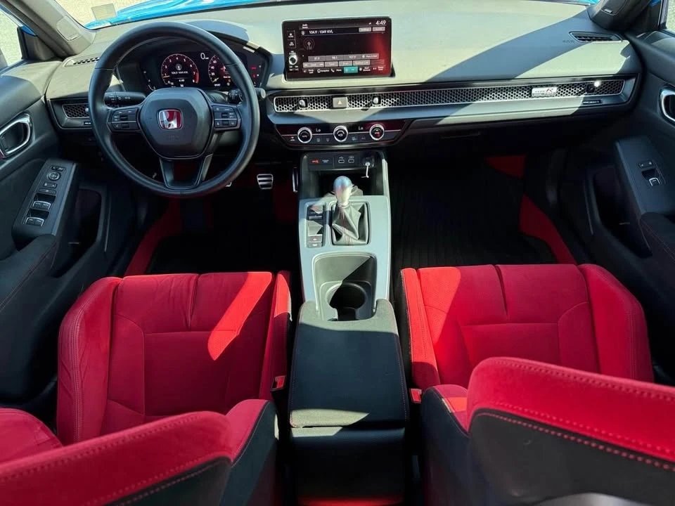 2023 Honda FL5 Civic Type R - Image 10 of 16