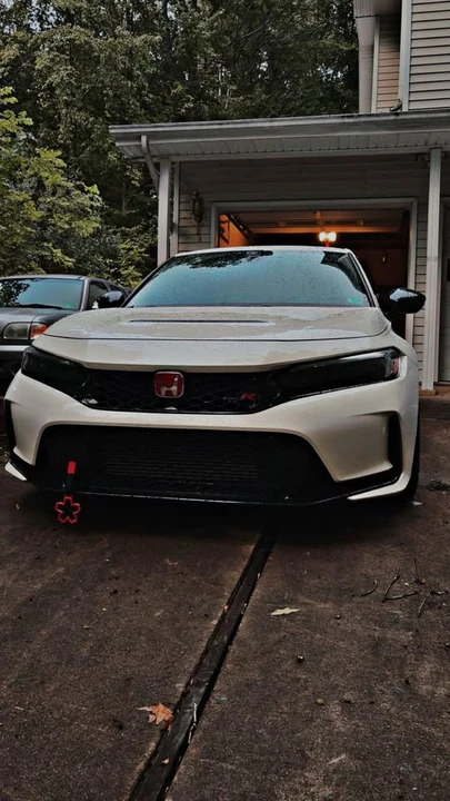 2023 Honda FL5 Civic Type R - Image 1 of 5
